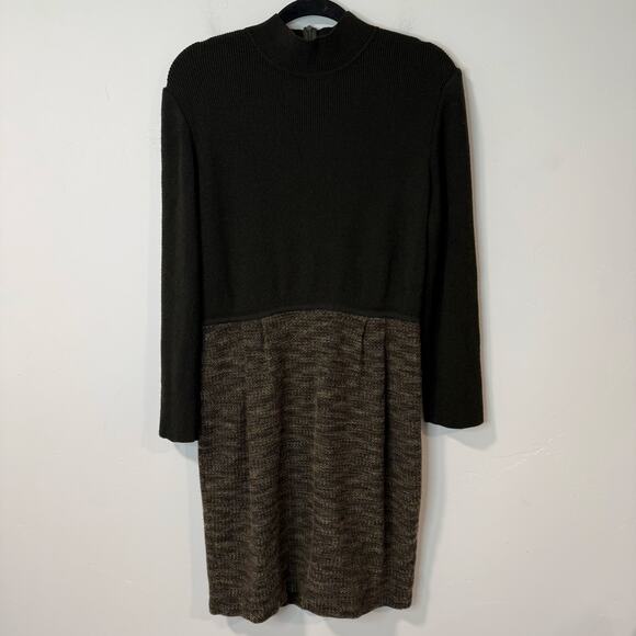 St. John Santana Knit Long Sleeve Dress Sweater Turtleneck Textured Green 10 - Picture 1 of 8